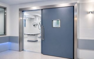 Porta de chumbo hospitalar com alta proteção